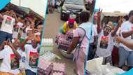 Stonebwoy gifts Makola market women bus filled with rice, drinks, water and goodies for Christmas, video