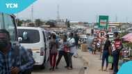 Dodowa to Accra passengers clash with mate for taking unapproved fare of GH¢20