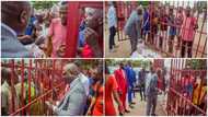 Kind billionaire surprises over 120 people with cash and foodstuffs, photos warm hearts