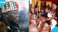 Otumfuo: Asantehene gets emotional as he mourns Mamponghene, photos break hearts