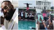 Video of Rick Ross's knees giving out as he dives in pool trends online: "Anything he do na style"