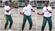 Aburi Girls' student with super energy shows off dance moves, video leaves netizens amazed