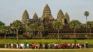 US returns 30 stolen antique artworks to Cambodia