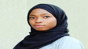 Meet Haneefah Adam the artist who can turn your ‘m3ko’, jollof and ‘nkosua’ into beautiful art