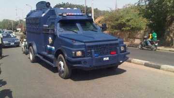 Bullion van carrying money overturns on the road due to heavy downpour