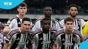 Giorgio Armani designs Juventus' beautiful formalwear (photo)