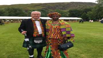 Scottish professor shares photos himself and Ghanaian wife - starts positive trend on social media