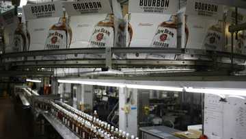 EU says delaying tariffs on US goods two weeks to mid-April