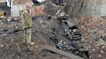 Russian troops bomb a children’s and maternity hospital during ceasefire in Ukrainian city, Mariupol