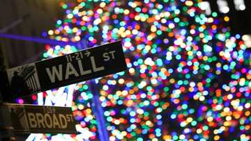 US stocks end rocky week lower ahead of holiday
