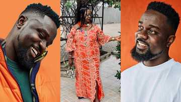 Sarkodie flaunts mother on her birthday; promises to send her MoMo