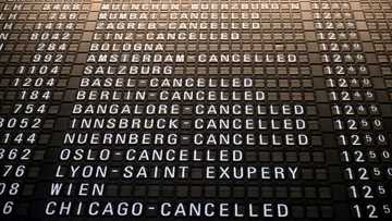 Heavy snow, freezing rain hobble European travel