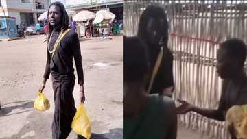 Kind musician uses savings to fund 50 single mothers; donates foodstuffs, money to them in video