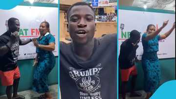 Ananzo dances with pretty lady after receiving $5k from Davido