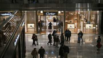 US household incomes fall for third straight year: Census Bureau