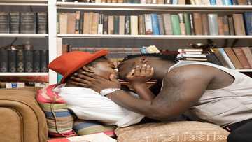 Photo drops as Fella Makafui visits Medikal in pyjamas; looks worried and sad