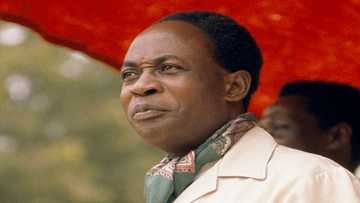 Tears flow as Nkrumah’s destroyed statue after his overthrow pops up online (Photo)