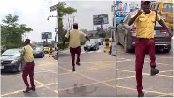 I don't feel ok if I don't do it in a day - Dancing traffic controller with 19 years working experience speaks