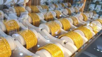 Record gold prices take shine off London jewellers