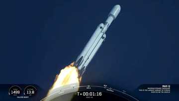 SpaceX launches Falcon Heavy rocket for first time in three years