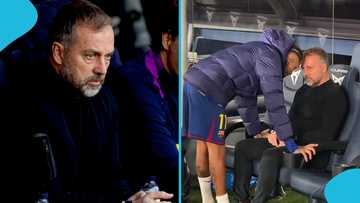 Barca star spotted comforting Hansi Flick in newly emerged touchline video