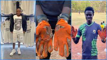 Yaw Dabo gets sad after meeting goalkeeper with torn gloves, tries to help him