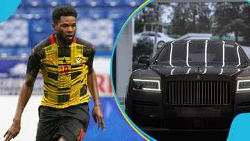 Black Stars striker turns heads in Accra as he rides in Black Rolls-Royce: Video