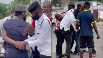 Odeshie: 4 police officers struggle to arrest strong driver who allegedly assaulted policewoman