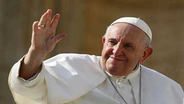 Francis' first visit to Bahrain to cement ties with Islam
