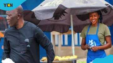 IGP George Akuffo Dampare buys roasted plantain at roadside, seller overjoyed in viral photo