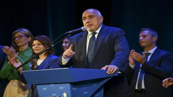 Veteran conservative faces reformer in Bulgaria polls