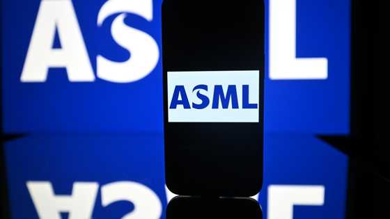 Dutch tech giant ASML posts stable profits, warns on China sales
