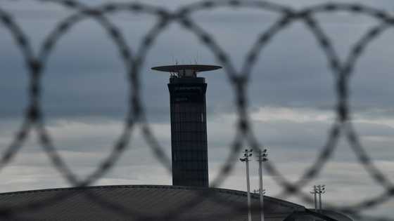 Mass cancellations loom despite French air union cancelling strike
