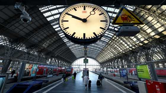 German train drivers union halts strikes to negotiate