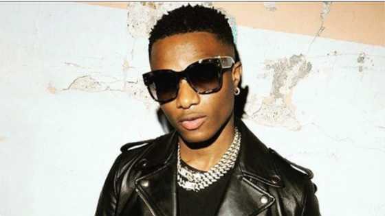 Photo of Wizkid and D'banj chilling at Labadi beach pops up