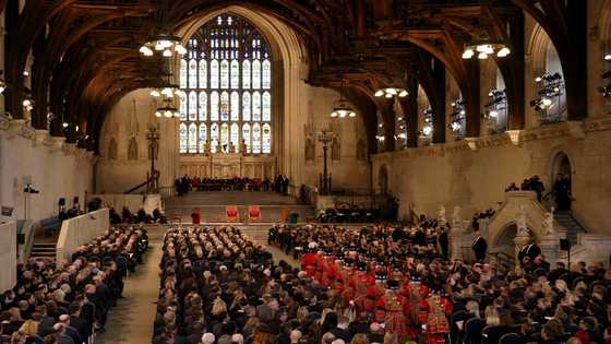 Overnight queue, strict rules for Queen Elizabeth II's lying in state