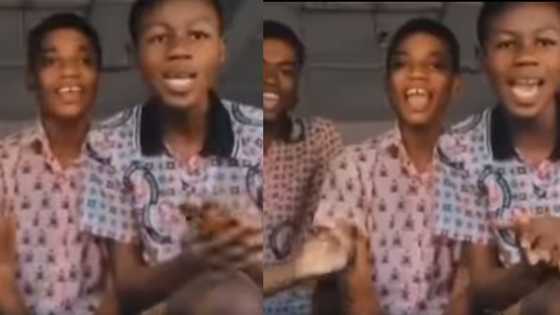 Students of Kumasi Anglican Senior High School wow many as they sing melodiously in video
