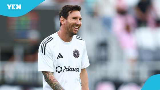 Lionel Messi's first-ever club honours him with an iconic monument (video)