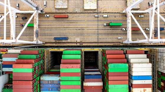 Stocks, dollar sink and gold hits record as Trump tariff panic returns