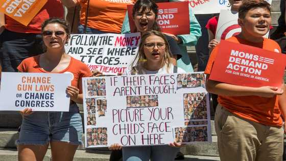 US Senate advances breakthrough bill on gun safety