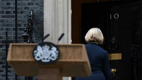 UK reports further bleak economic data