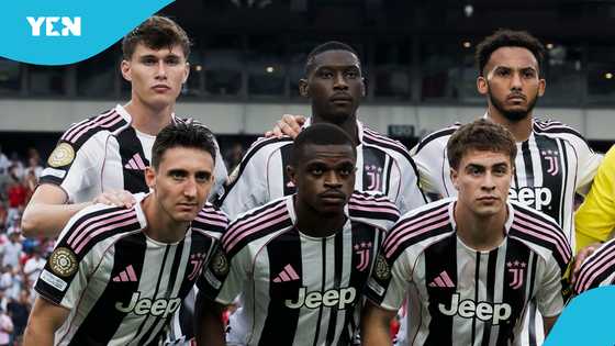 Giorgio Armani designs Juventus' beautiful formalwear (photo)