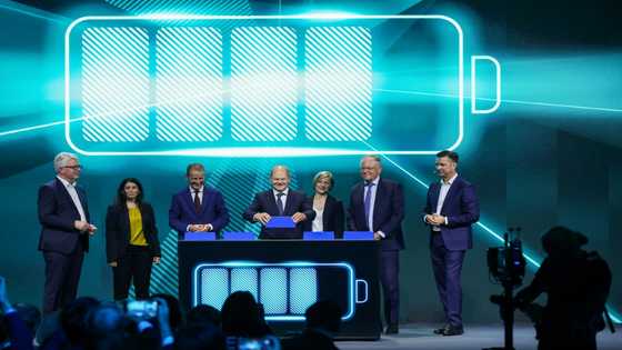 Volkswagen takes on US, China rivals with battery factory