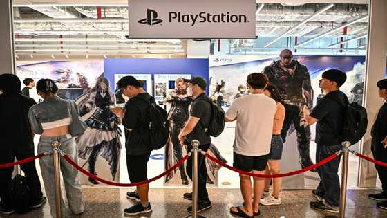 Fans hail 'dark' storyline as new Final Fantasy title released