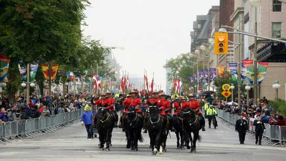 Canadians say goodbye to queen with horseback parade, Corgi gathering