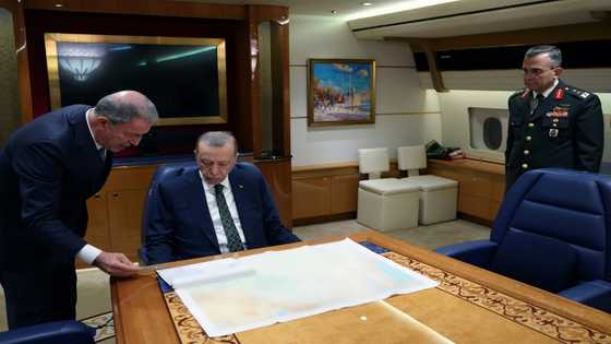 Erdogan says mulling ground operation in Syria