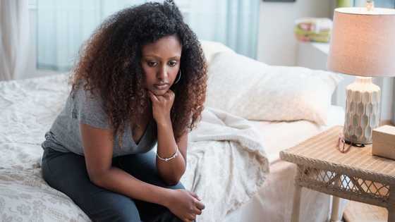 I used to get him gifts when he was jobless; he works now but has never bought me anything - GH lady