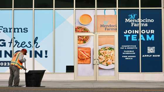 US private hiring heats up in February: survey