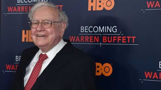 Warren Buffett says will retire from Berkshire Hathaway by year's end