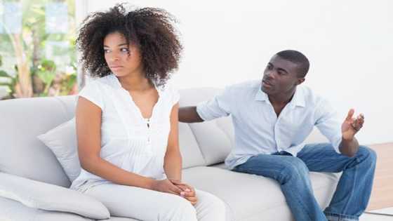 Lady ready to dump her boyfriend because he is an illiterate